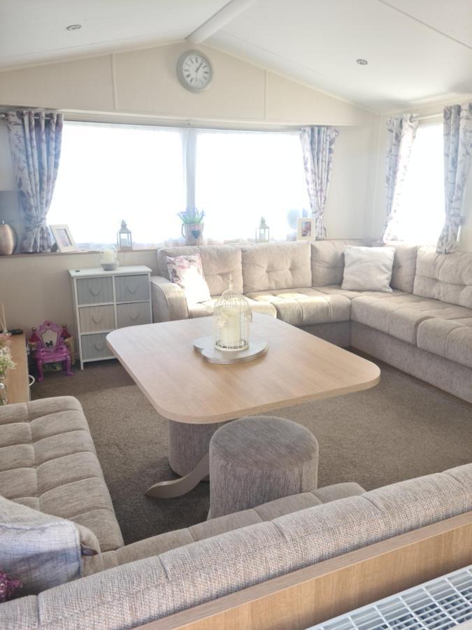 The Orchards Holiday Home Clacton-on-Sea Buitenkant foto