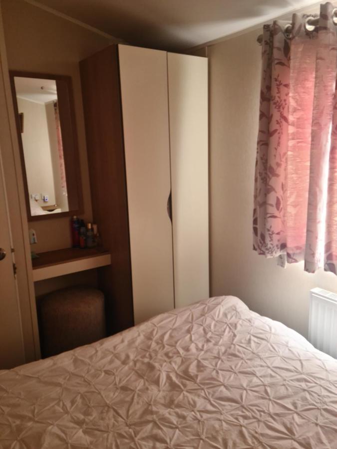 The Orchards Holiday Home Clacton-on-Sea Buitenkant foto